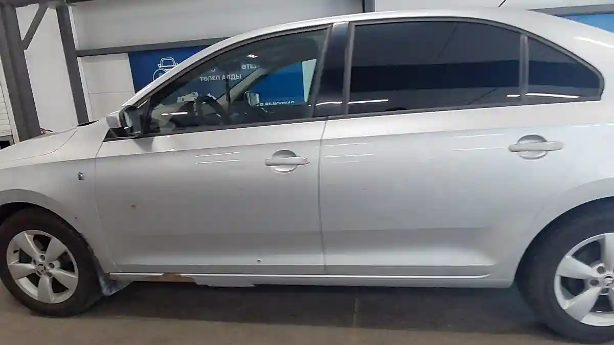 Skoda Rapid 2014 года за 3 500 000 тг. в Астана