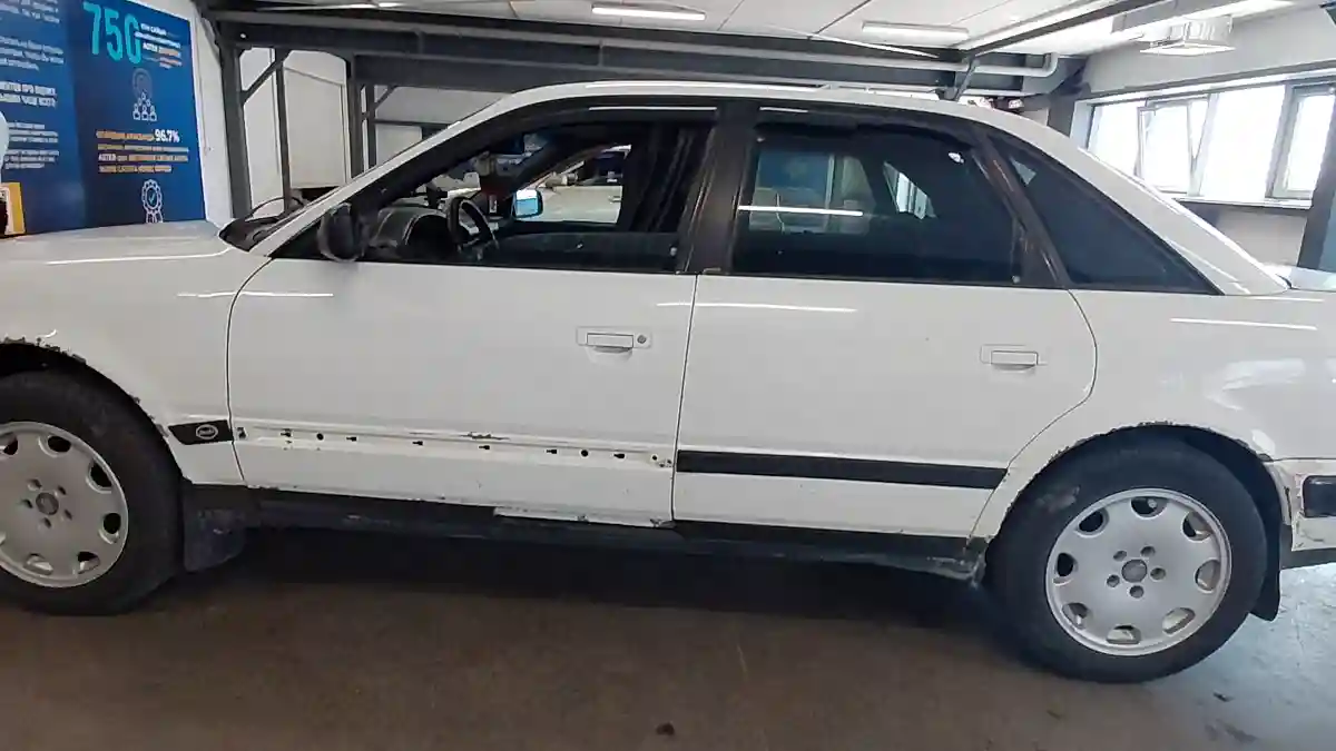 Audi 100 1991 года за 1 300 000 тг. в Астана
