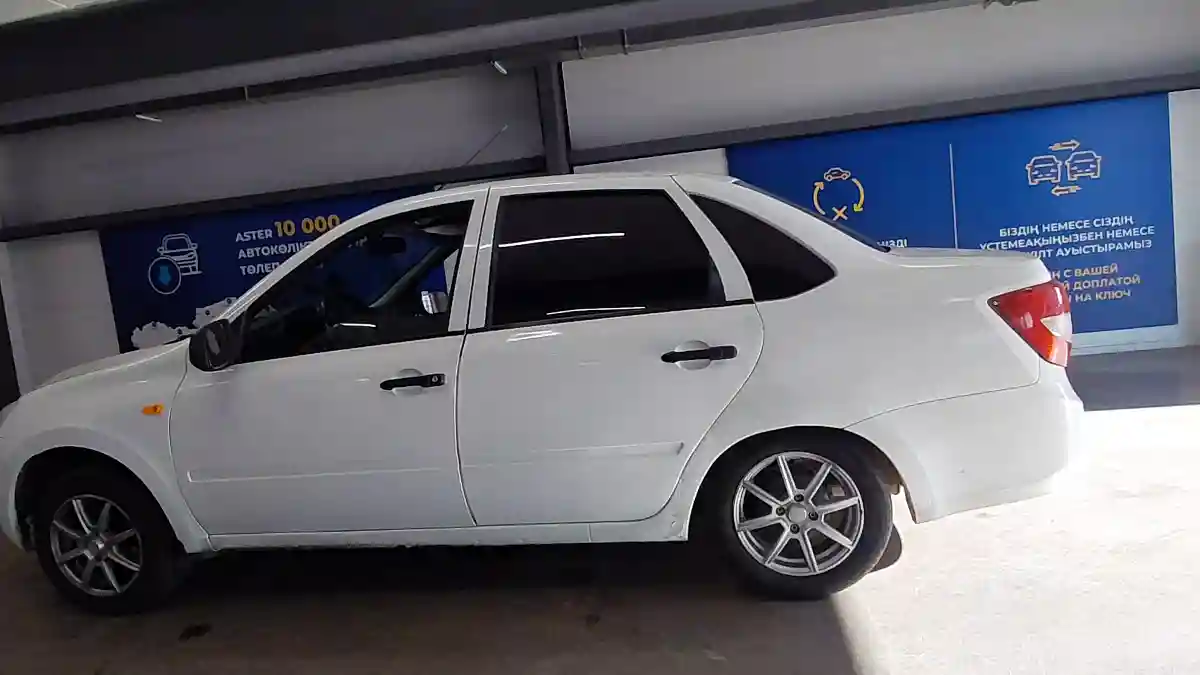 LADA (ВАЗ) Granta 2014 года за 1 500 000 тг. в Астана