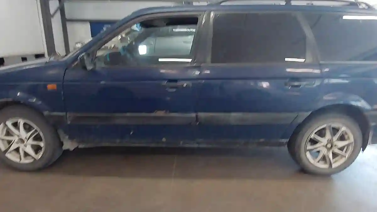 Volkswagen Passat 1991 года за 600 000 тг. в Астана