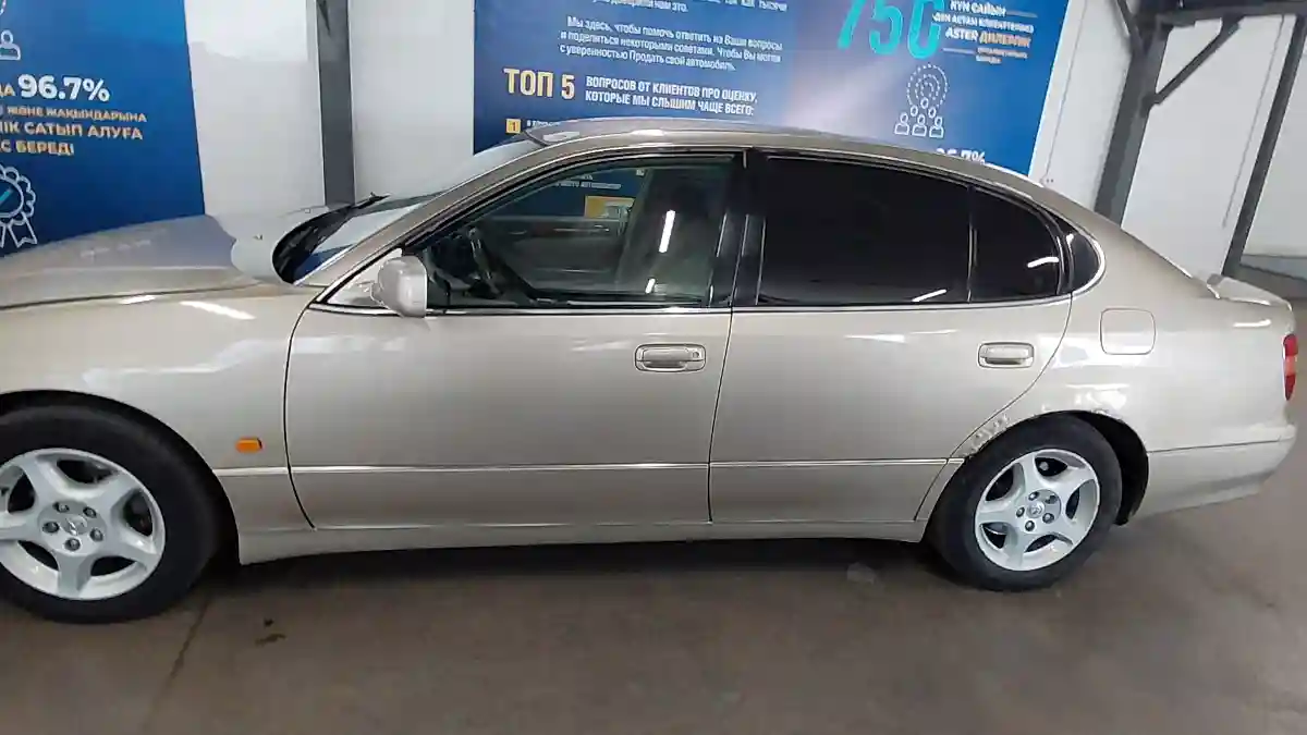 Lexus GS 1998 года за 2 900 000 тг. в Астана