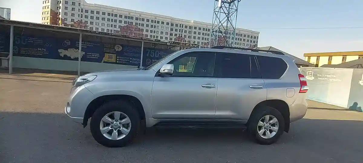 Toyota Land Cruiser Prado 2014 года за 16 500 000 тг. в Шымкент