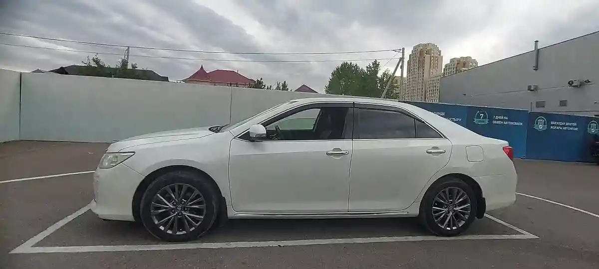 Toyota Camry 2013 года за 8 500 000 тг. в Шымкент