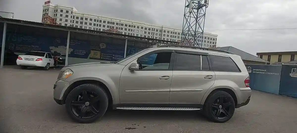 Mercedes-Benz GL-Класс 2006 года за 6 000 000 тг. в Шымкент