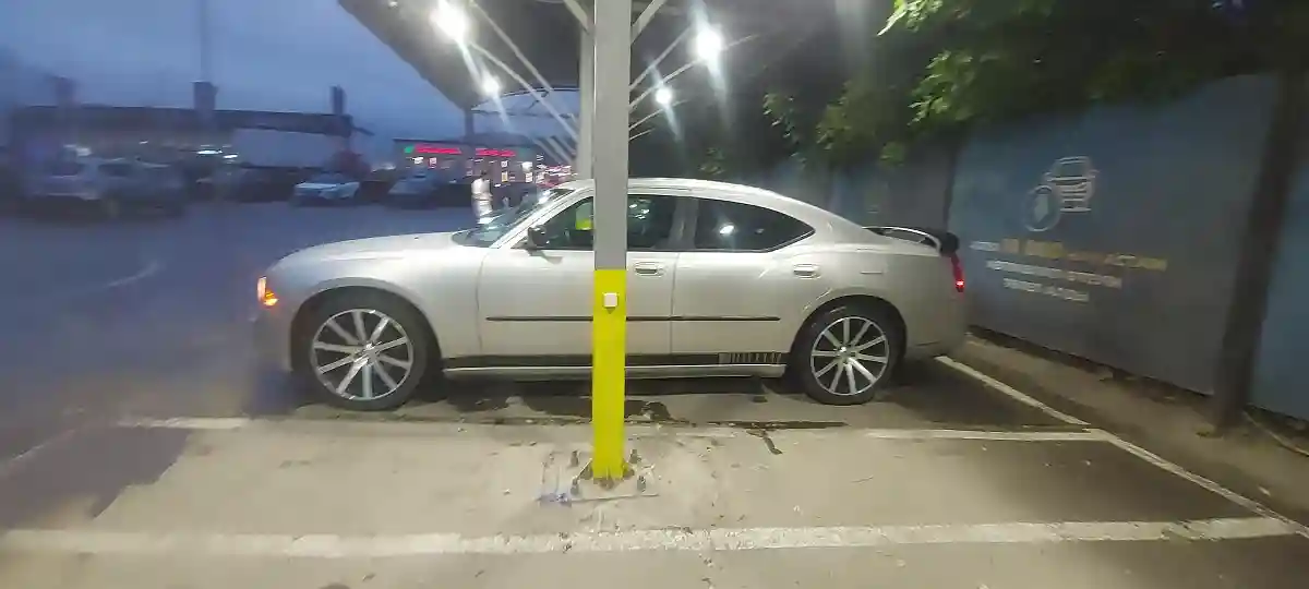 Dodge Charger 2006 года за 7 500 000 тг. в Алматы