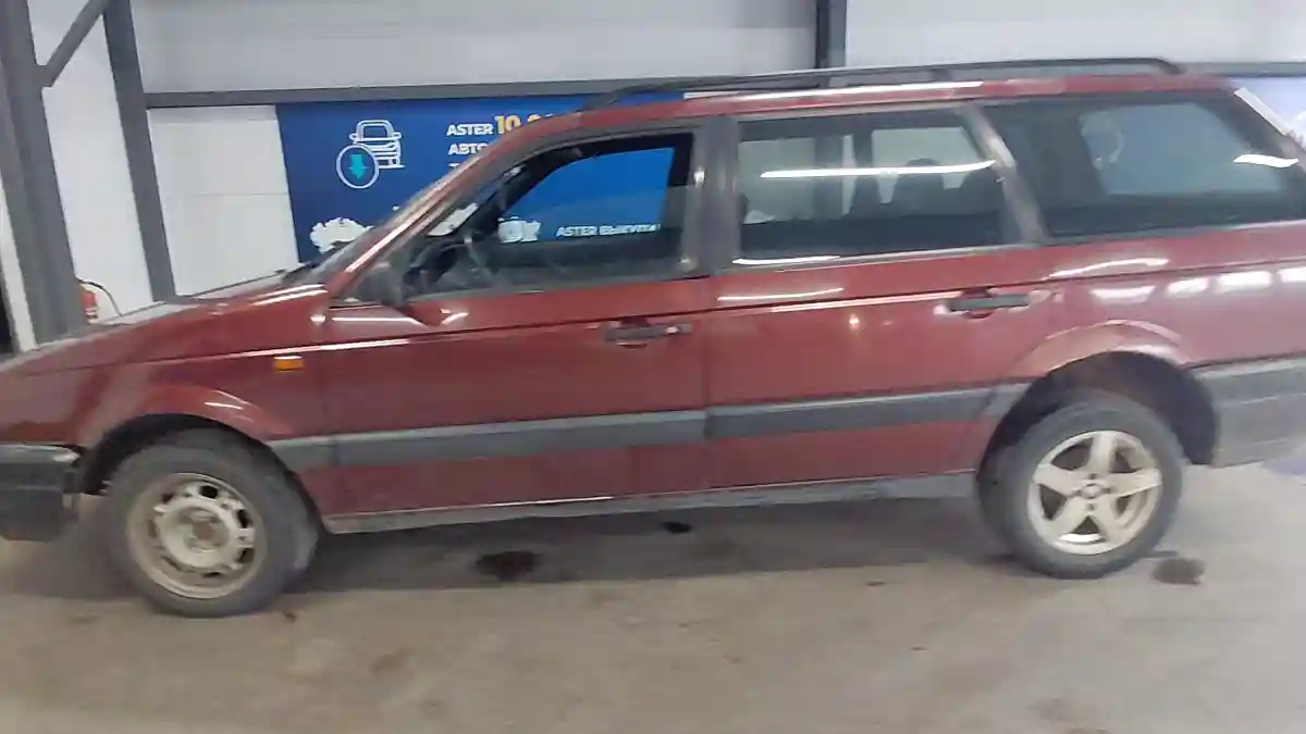 Volkswagen Passat 1992 года за 1 000 000 тг. в Астана