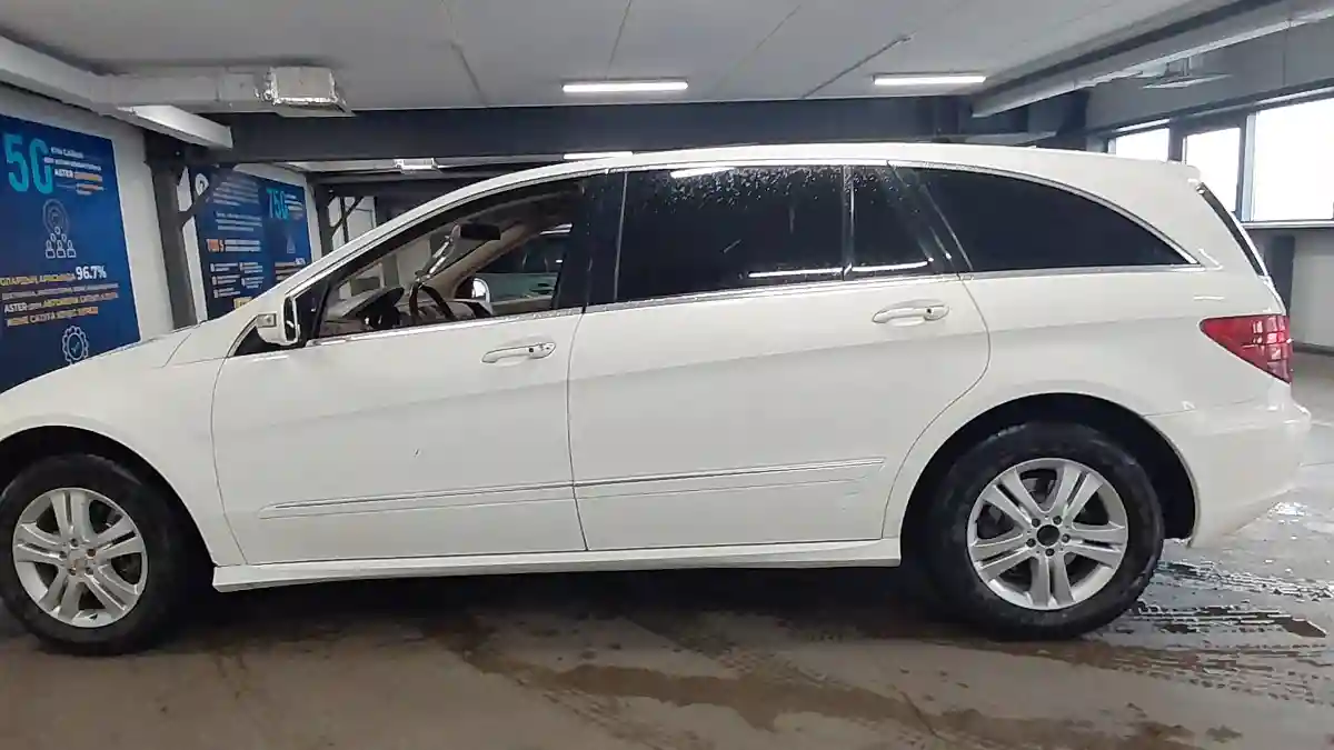 Mercedes-Benz R-Класс 2006 года за 6 000 000 тг. в Астана