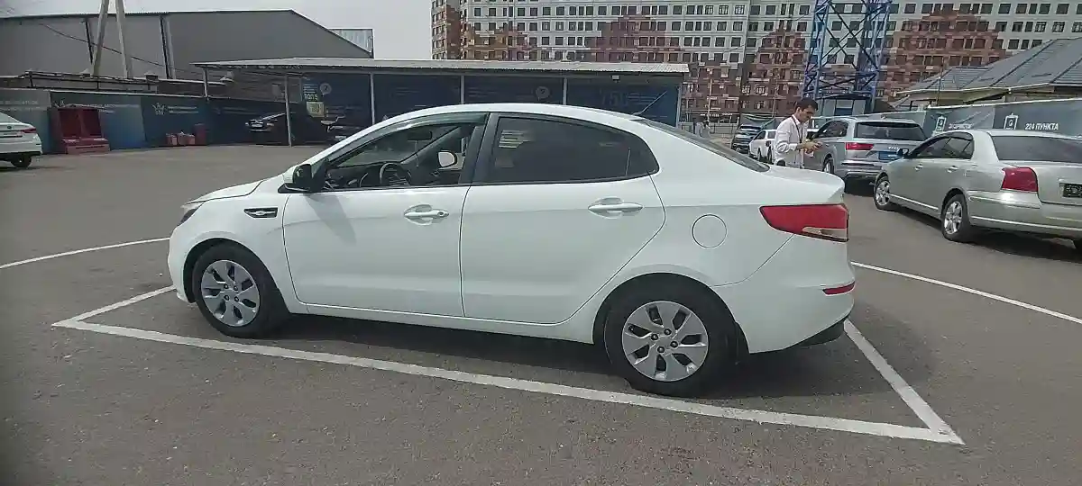 Kia Rio 2015 года за 5 800 000 тг. в Шымкент