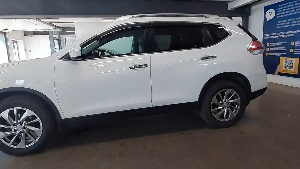 Nissan X-Trail 2015 года за 8 600 000 тг. в Астана