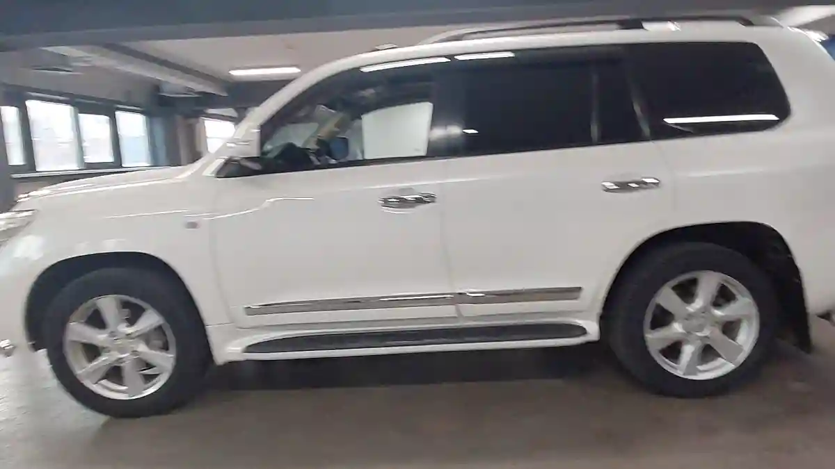 Toyota Land Cruiser 2007 года за 15 000 000 тг. в Астана