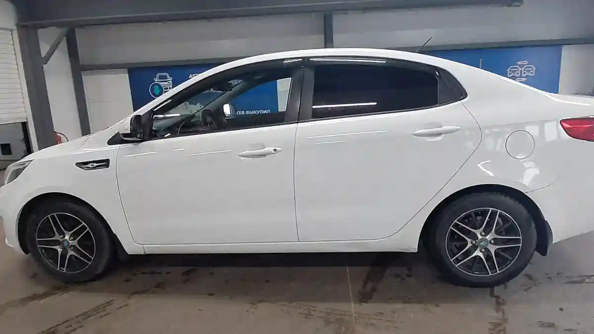 Kia Rio 2015 года за 5 000 000 тг. в Астана