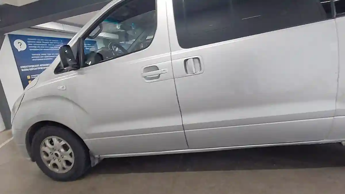 Hyundai Starex 2010 года за 6 500 000 тг. в Астана