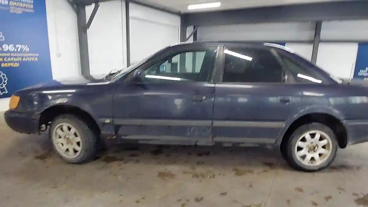 Audi 100 1992 года за 650 000 тг. в Астана
