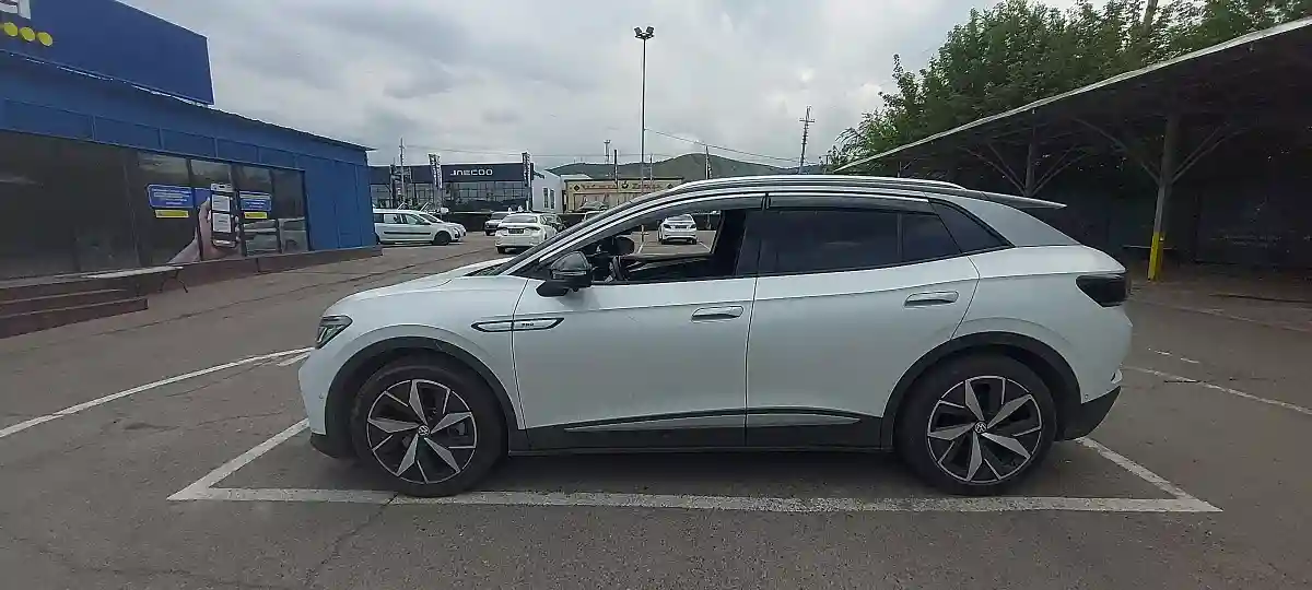 Volkswagen ID.4 2023 года за 9 000 000 тг. в Алматы