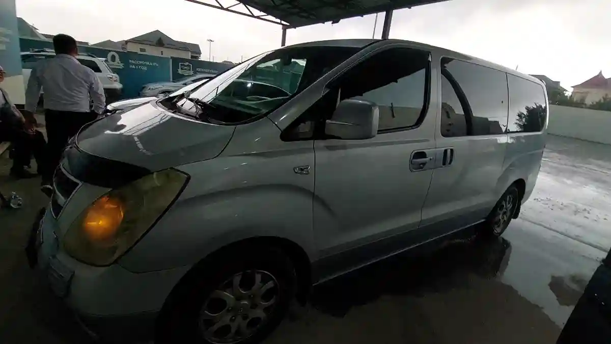 Hyundai Grand Starex 2009 года за 6 000 000 тг. в Шымкент
