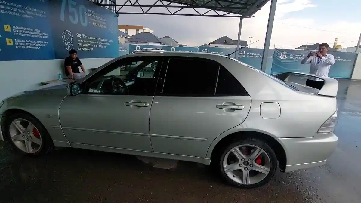 Lexus IS 2000 года за 4 000 000 тг. в Шымкент