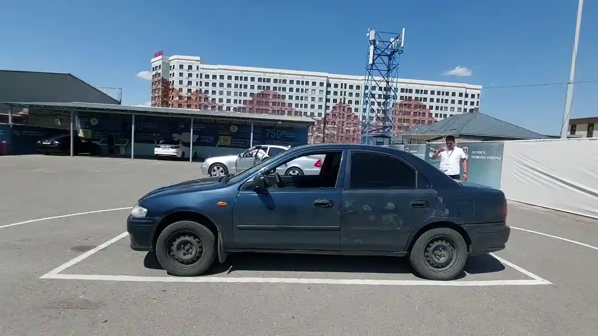 Mazda 323 1997 года за 800 000 тг. в Шымкент