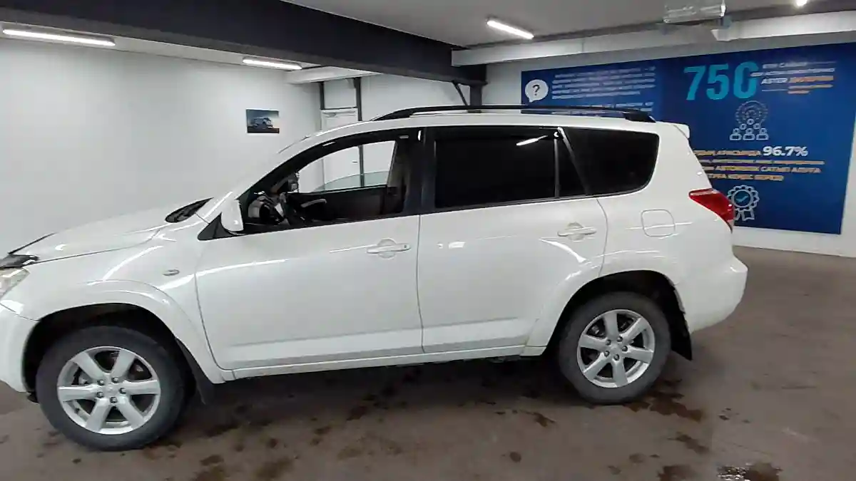 Toyota RAV4 2006 года за 6 500 000 тг. в Астана