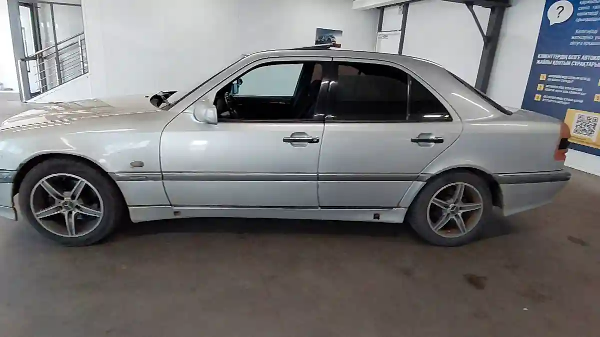 Mercedes-Benz C-Класс 1997 года за 700 000 тг. в Астана