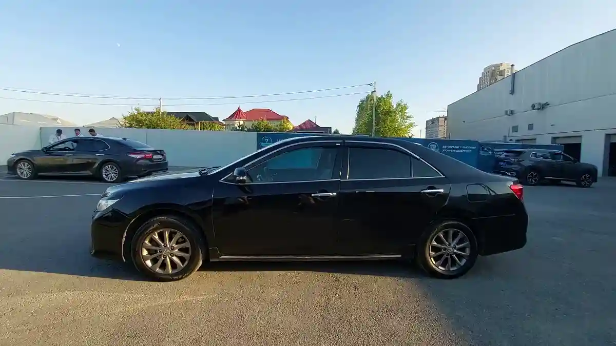 Toyota Camry 2012 года за 9 000 000 тг. в Шымкент