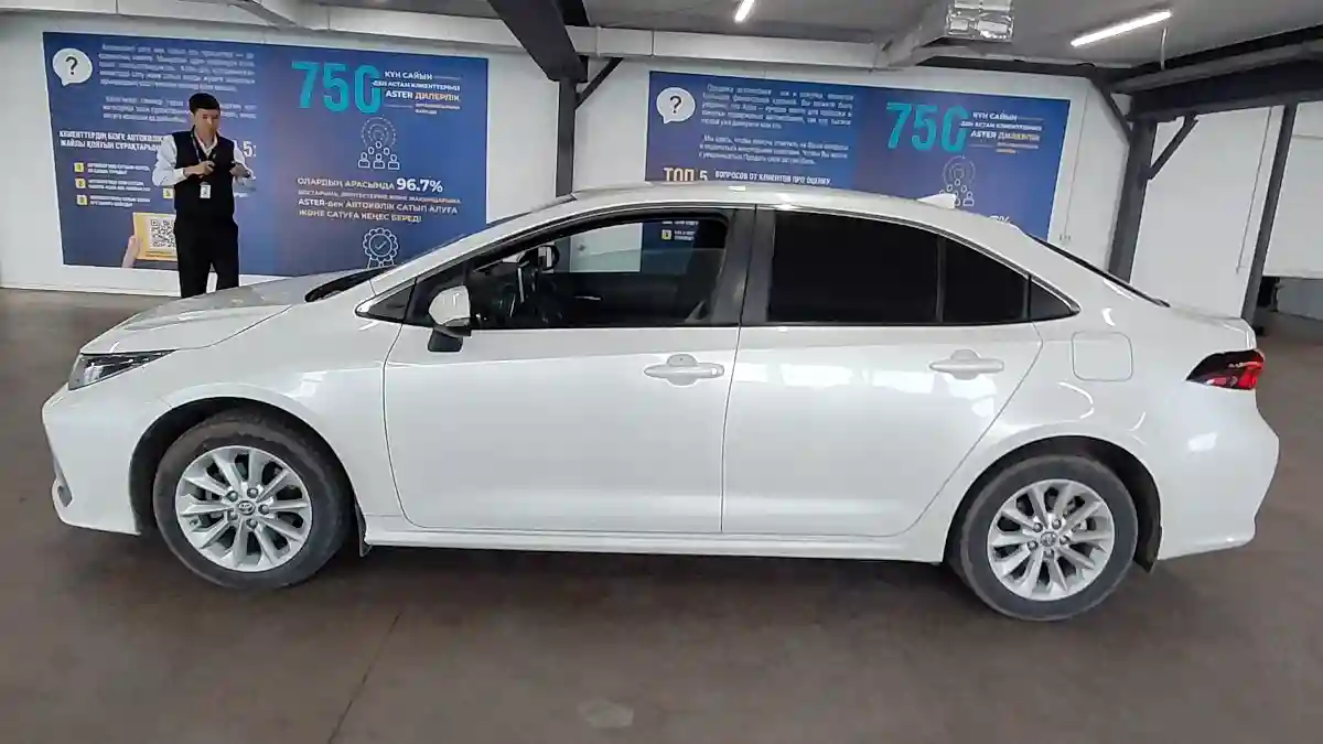 Toyota Corolla 2022 года за 10 500 000 тг. в Астана