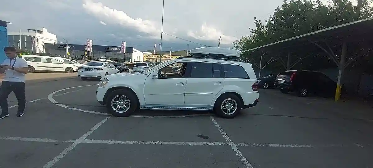 Mercedes-Benz GL-Класс 2006 года за 7 000 000 тг. в Алматы