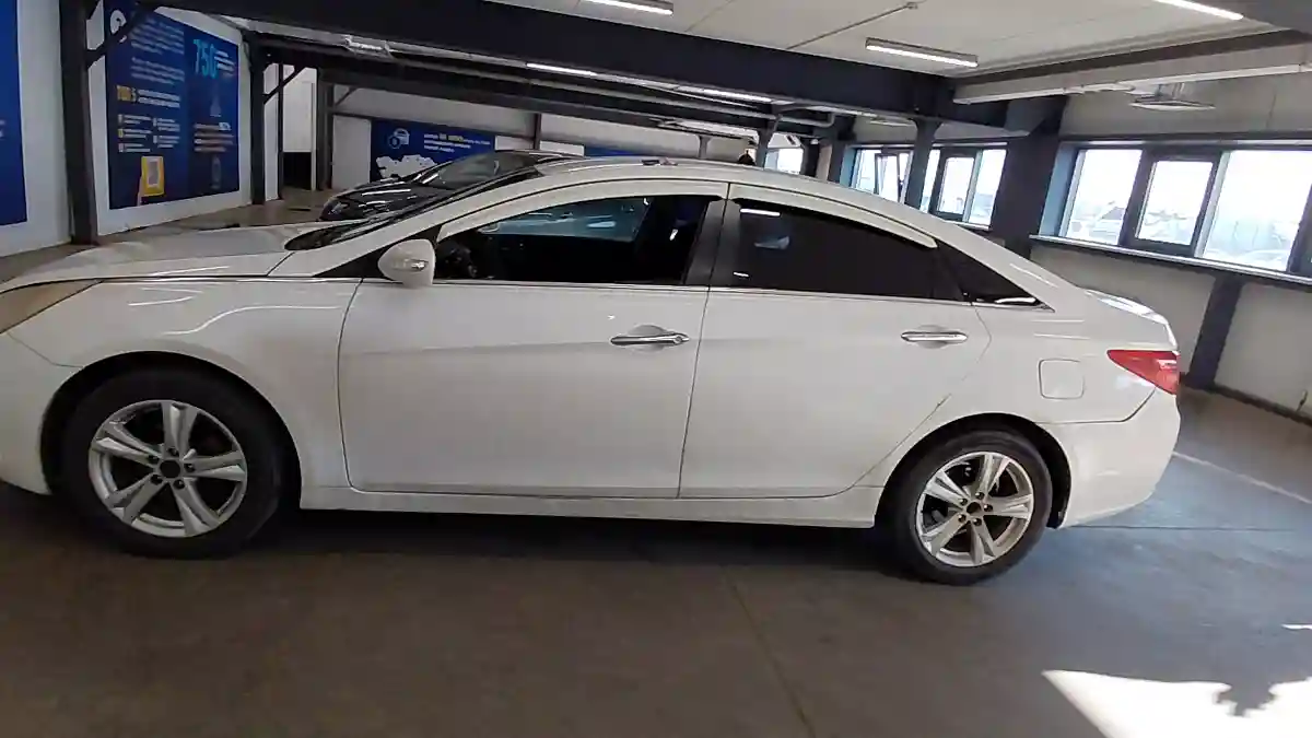 Hyundai Sonata 2011 года за 5 200 000 тг. в Астана
