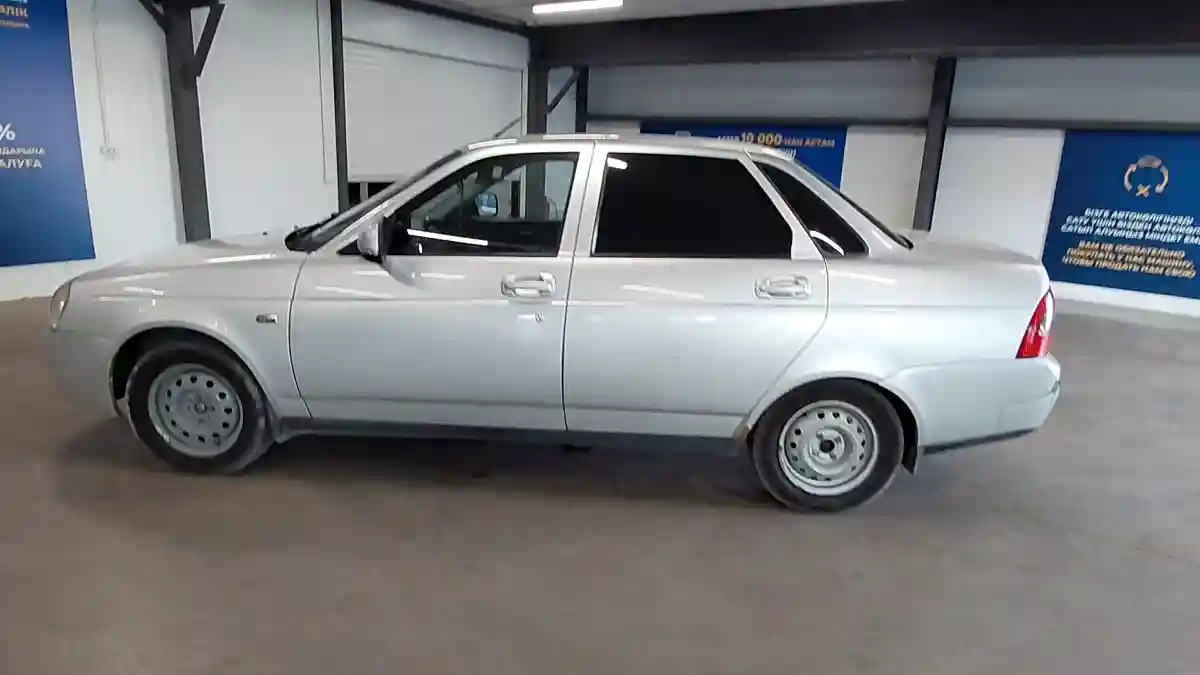 LADA (ВАЗ) Priora 2015 года за 2 100 000 тг. в Астана