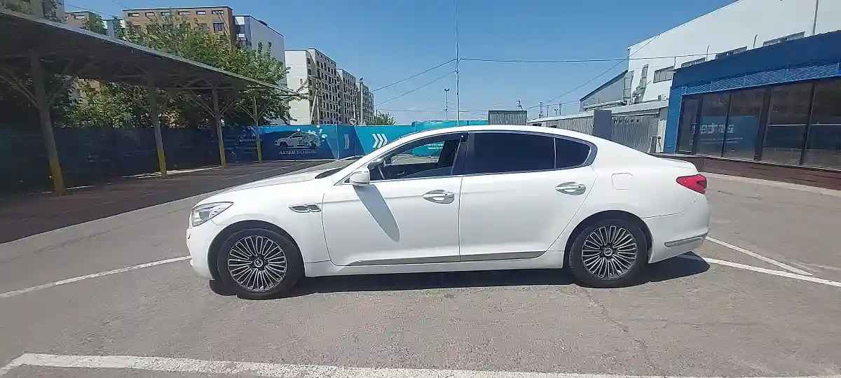 Kia Quoris 2015 года за 9 000 000 тг. в Алматы