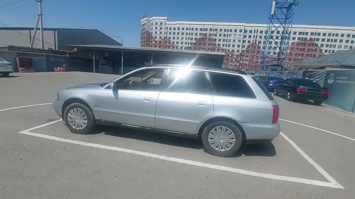 Audi A4 1997 года за 1 500 000 тг. в Шымкент
