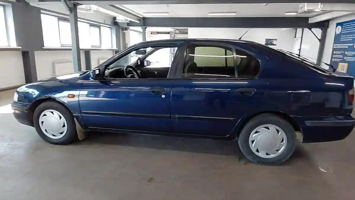 Nissan Primera 1997 года за 2 000 000 тг. в Астана