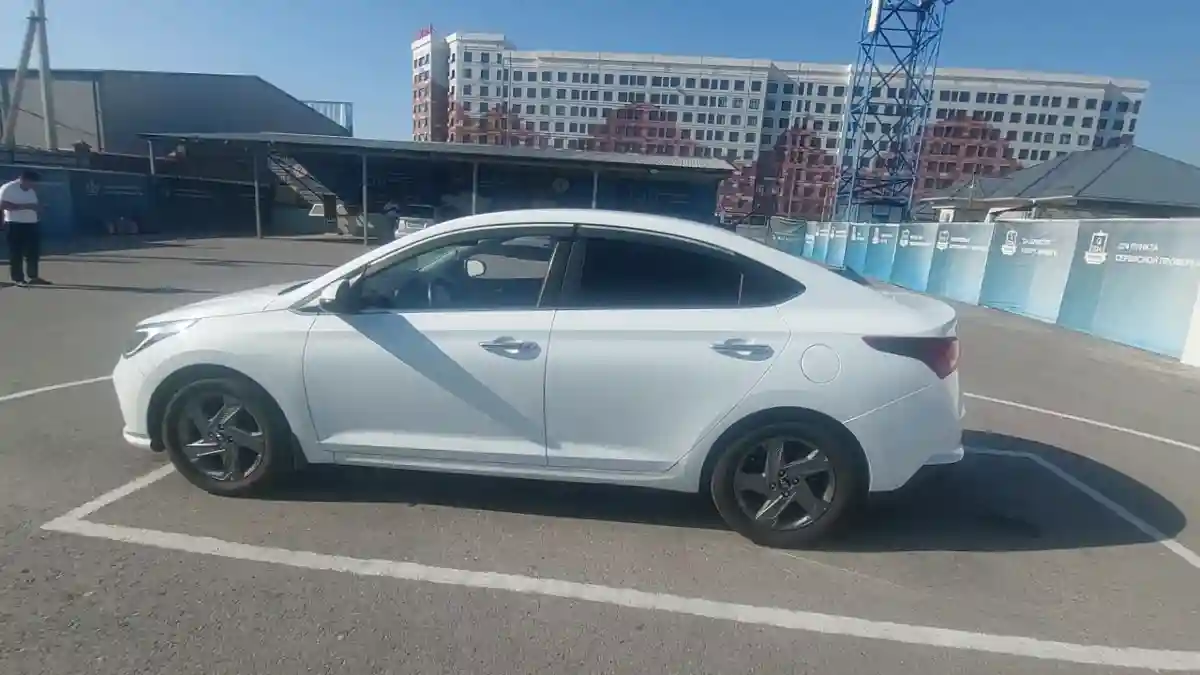 Hyundai Accent 2021 года за 7 500 000 тг. в Шымкент