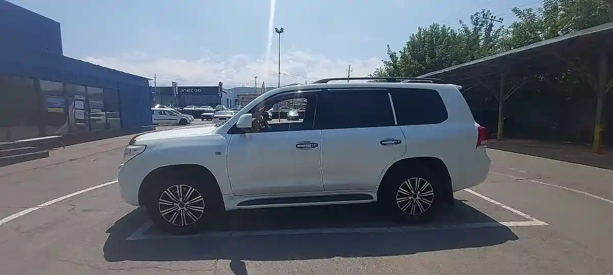 Toyota Land Cruiser 2011 года за 18 000 000 тг. в Алматы
