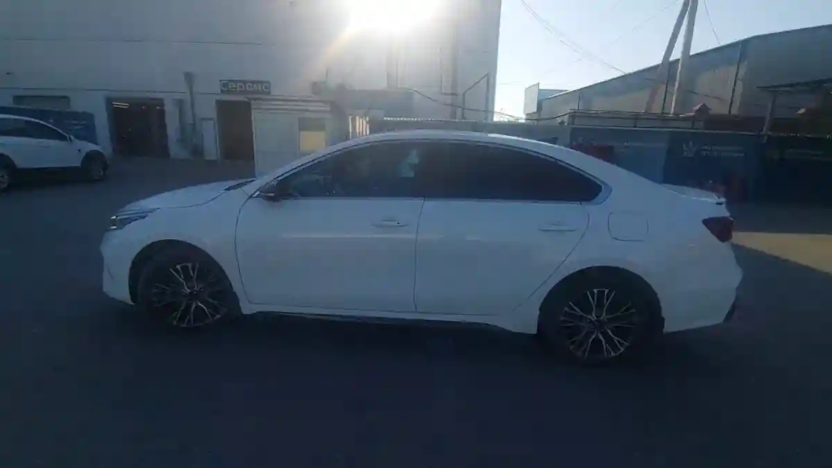 Kia Cerato 2023 года за 10 000 000 тг. в Шымкент