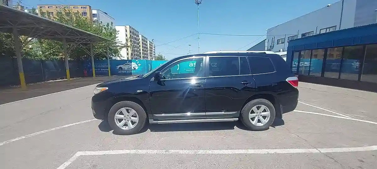 Toyota Highlander 2012 года за 11 000 000 тг. в Алматы