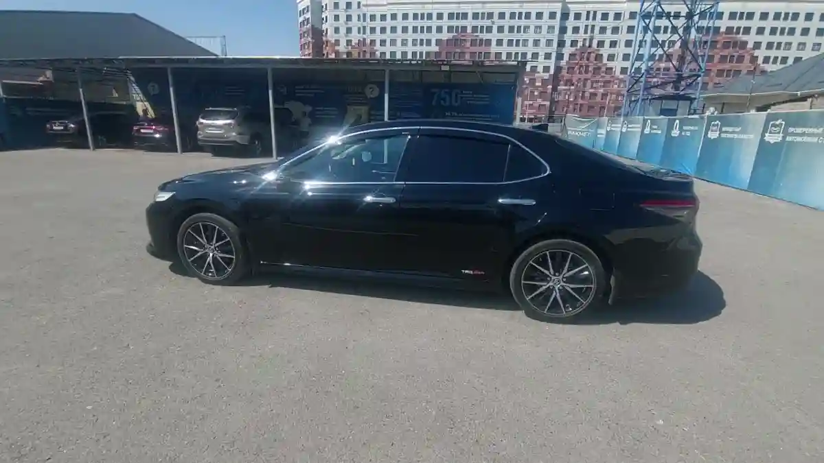 Toyota Camry 2019 года за 14 500 000 тг. в Шымкент