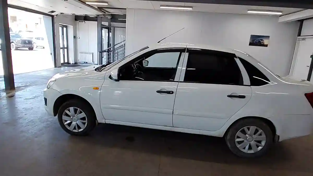 LADA (ВАЗ) Granta 2017 года за 2 500 000 тг. в Астана