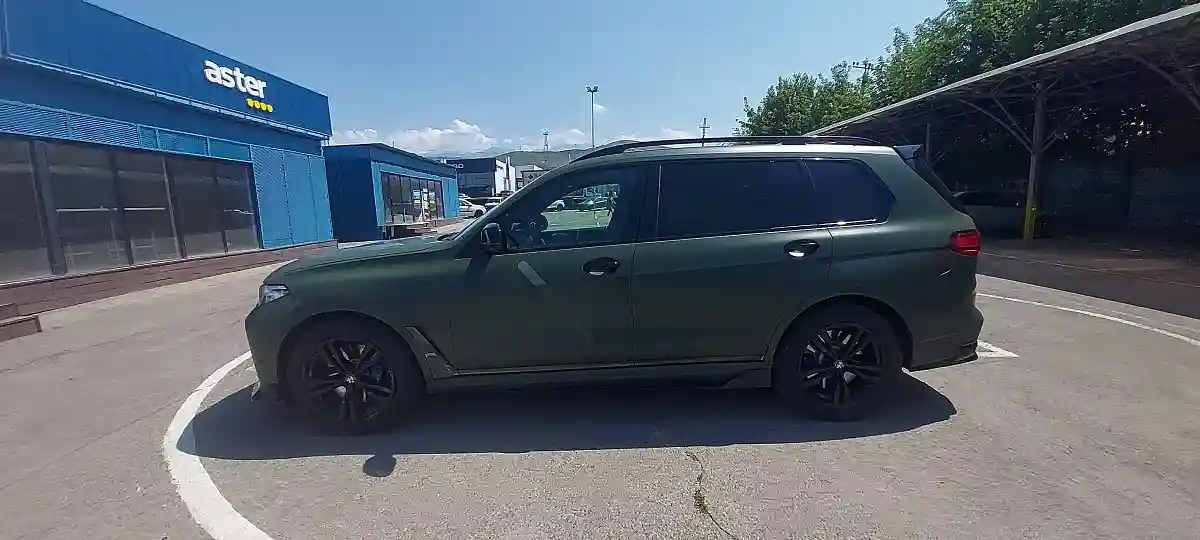 BMW X7 2020 года за 50 000 000 тг. в Алматы