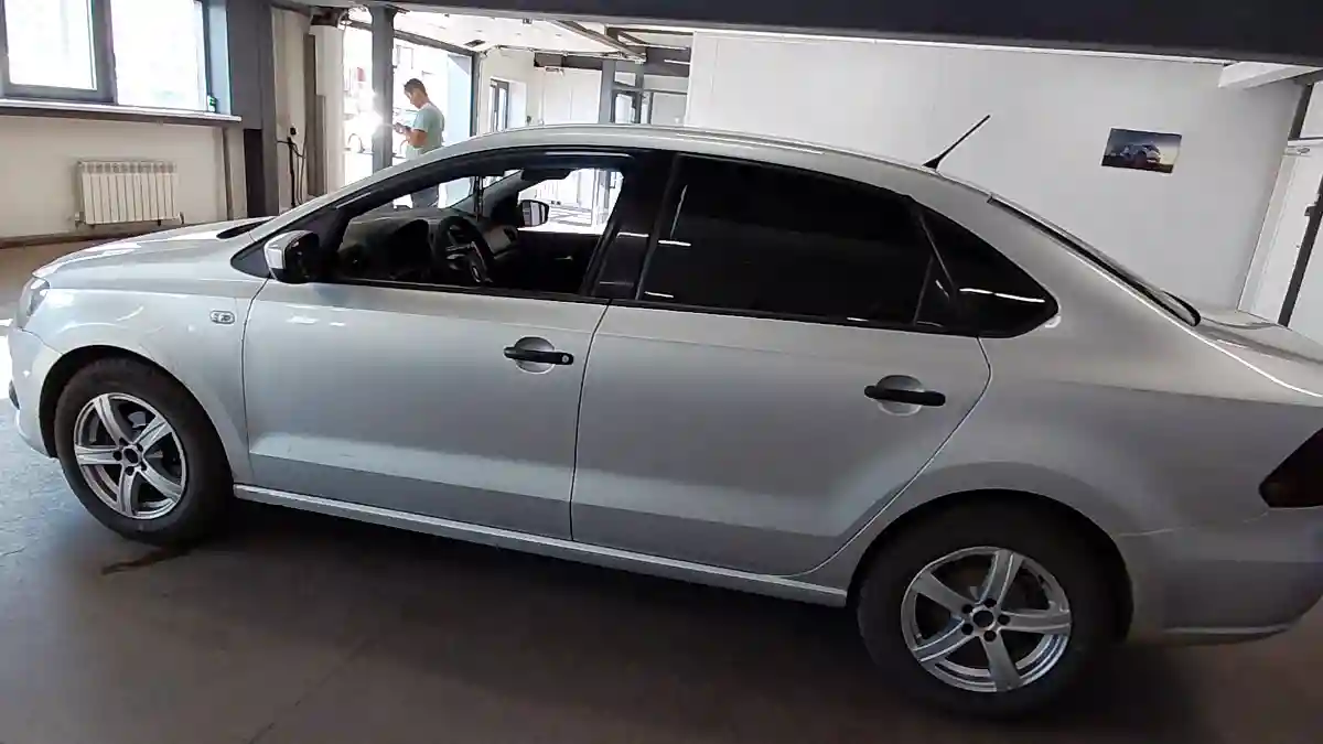 Volkswagen Polo 2014 года за 3 700 000 тг. в Астана