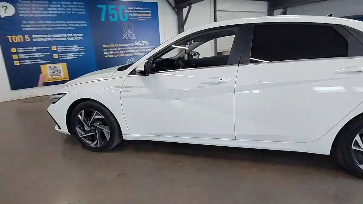 Hyundai Elantra 2024 года за 8 500 000 тг. в Астана