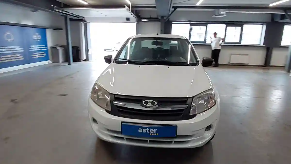 LADA (ВАЗ) Granta 2013 года за 2 000 000 тг. в Астана