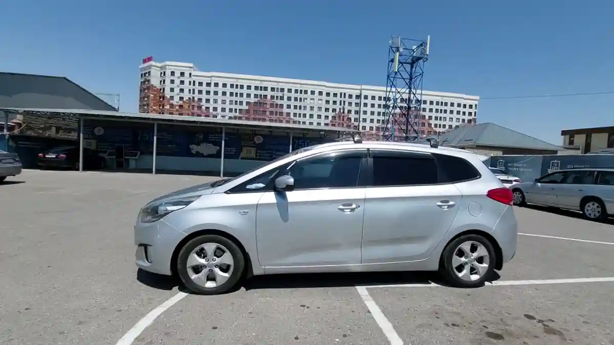 Kia Carens 2013 года за 8 000 000 тг. в Шымкент