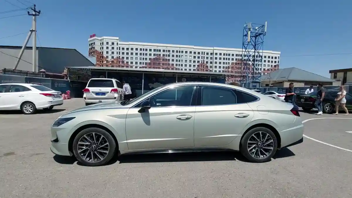 Hyundai Sonata 2022 года за 13 500 000 тг. в Шымкент