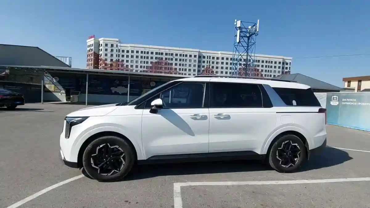 Kia Carnival 2024 года за 20 000 000 тг. в Шымкент