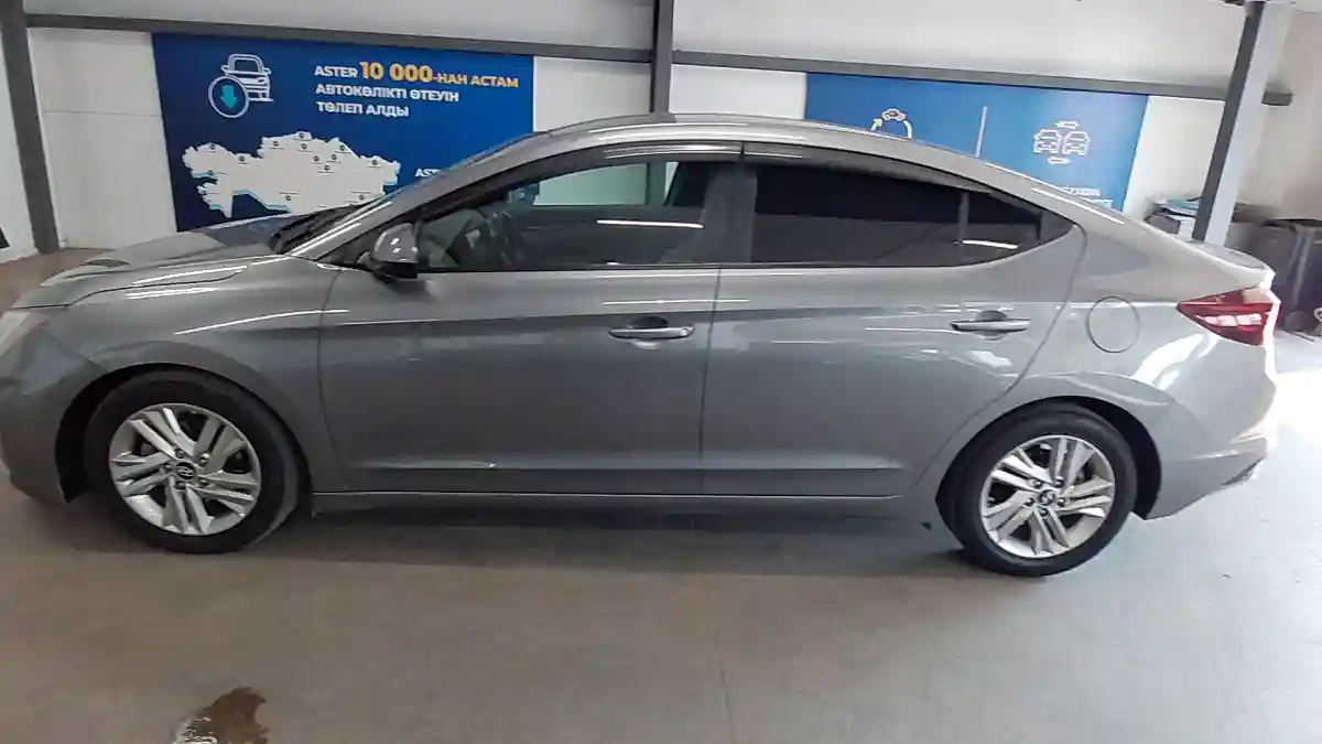 Hyundai Elantra 2018 года за 7 200 000 тг. в Астана
