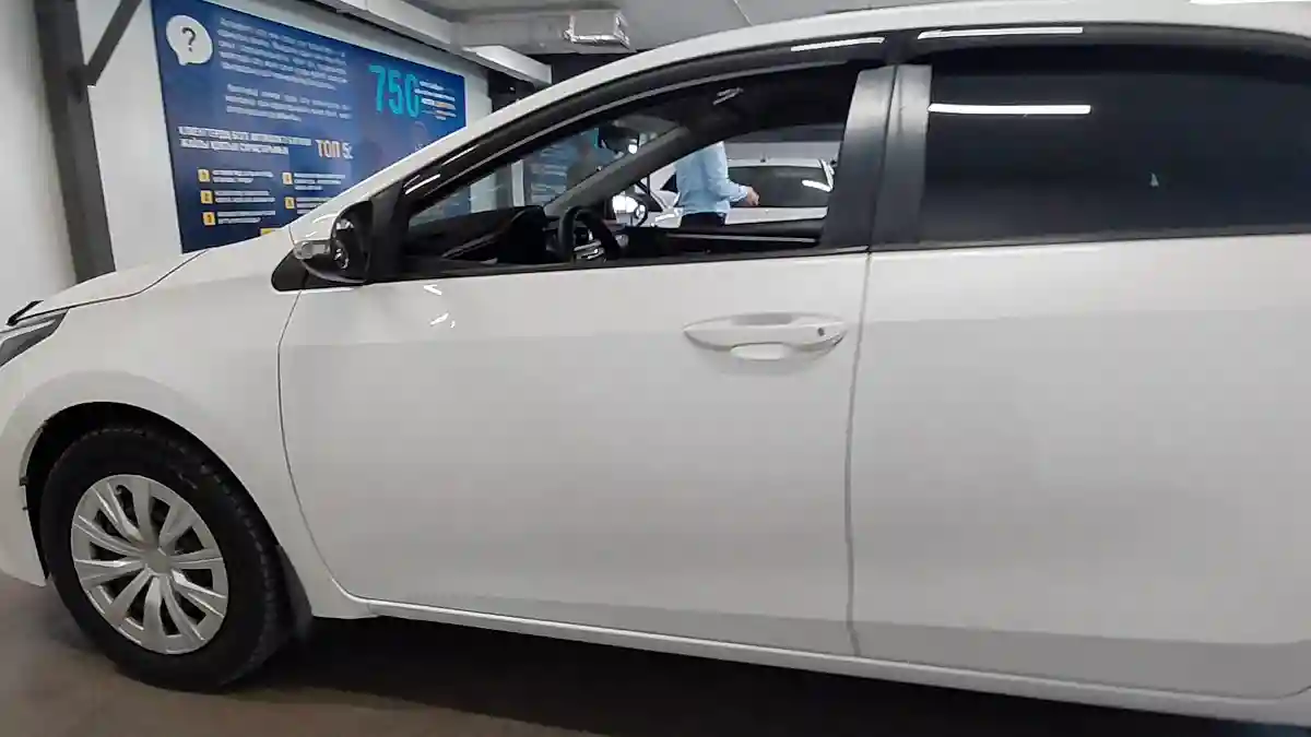 Toyota Corolla 2015 года за 6 500 000 тг. в Астана