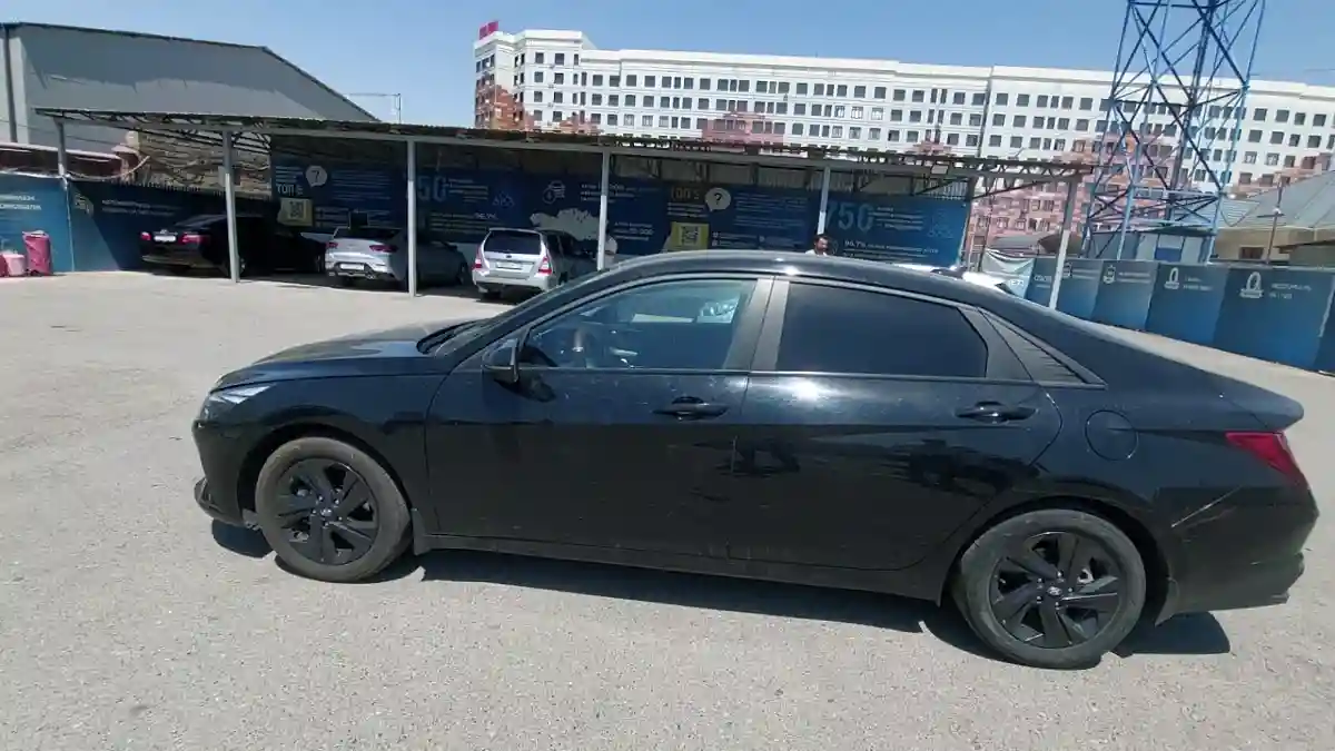 Hyundai Elantra 2023 года за 7 500 000 тг. в Шымкент