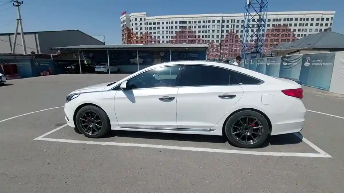 Hyundai Sonata 2015 года за 9 500 000 тг. в Шымкент
