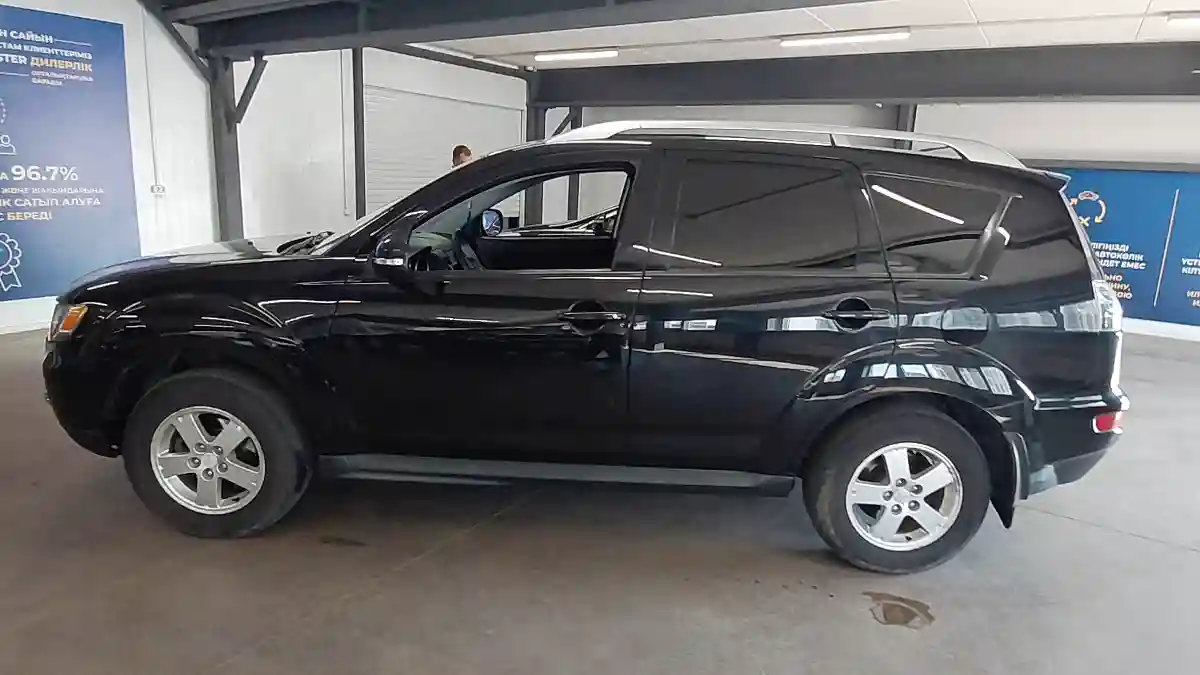 Mitsubishi Outlander 2010 года за 5 500 000 тг. в Астана