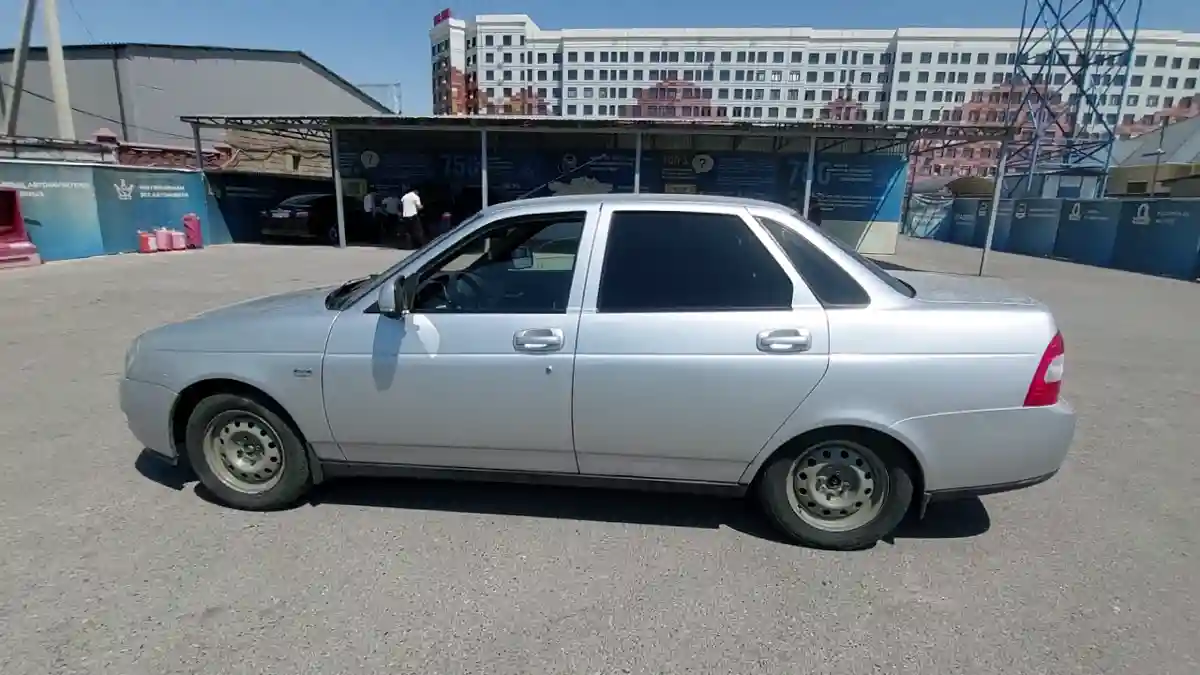 LADA (ВАЗ) Priora 2014 года за 1 700 000 тг. в Шымкент